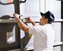 Lindenhurst Garage Door Installation